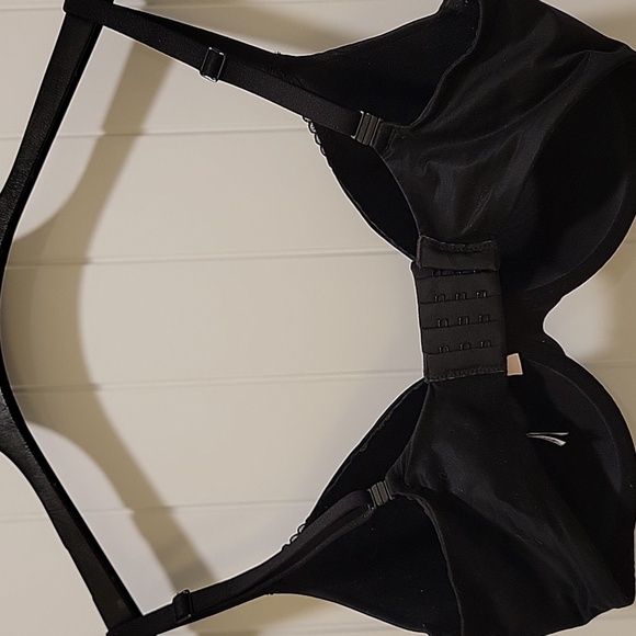 Victoria's Secret Body by Victoria Perfect Coverage Black Bra Size 34DDD - Picture 5 of 8